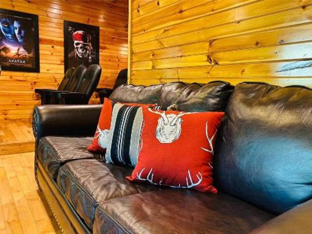 Dreams Come True With This Luxury Cabin! Гетлинбург Екстериор снимка