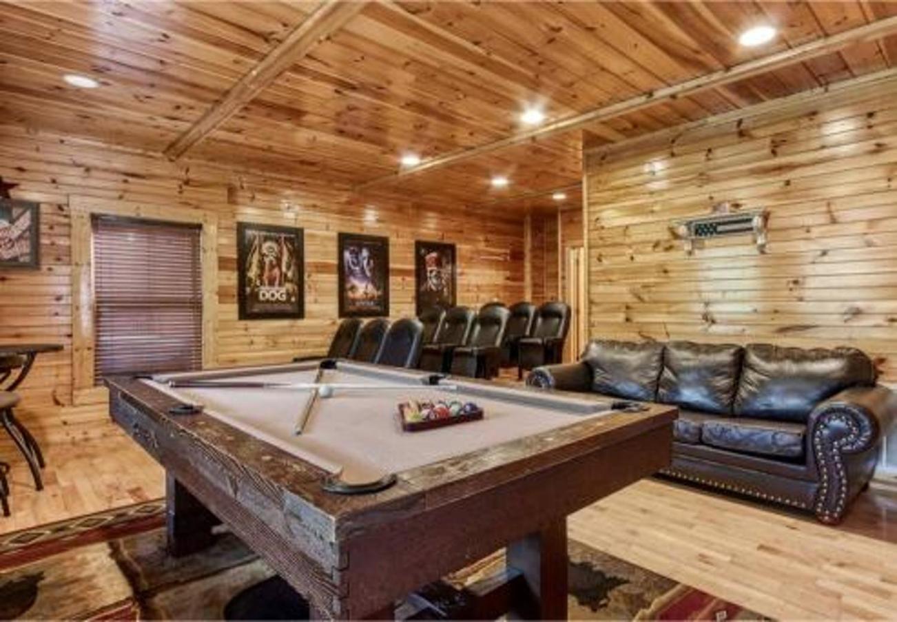 Dreams Come True With This Luxury Cabin! Гетлинбург Екстериор снимка