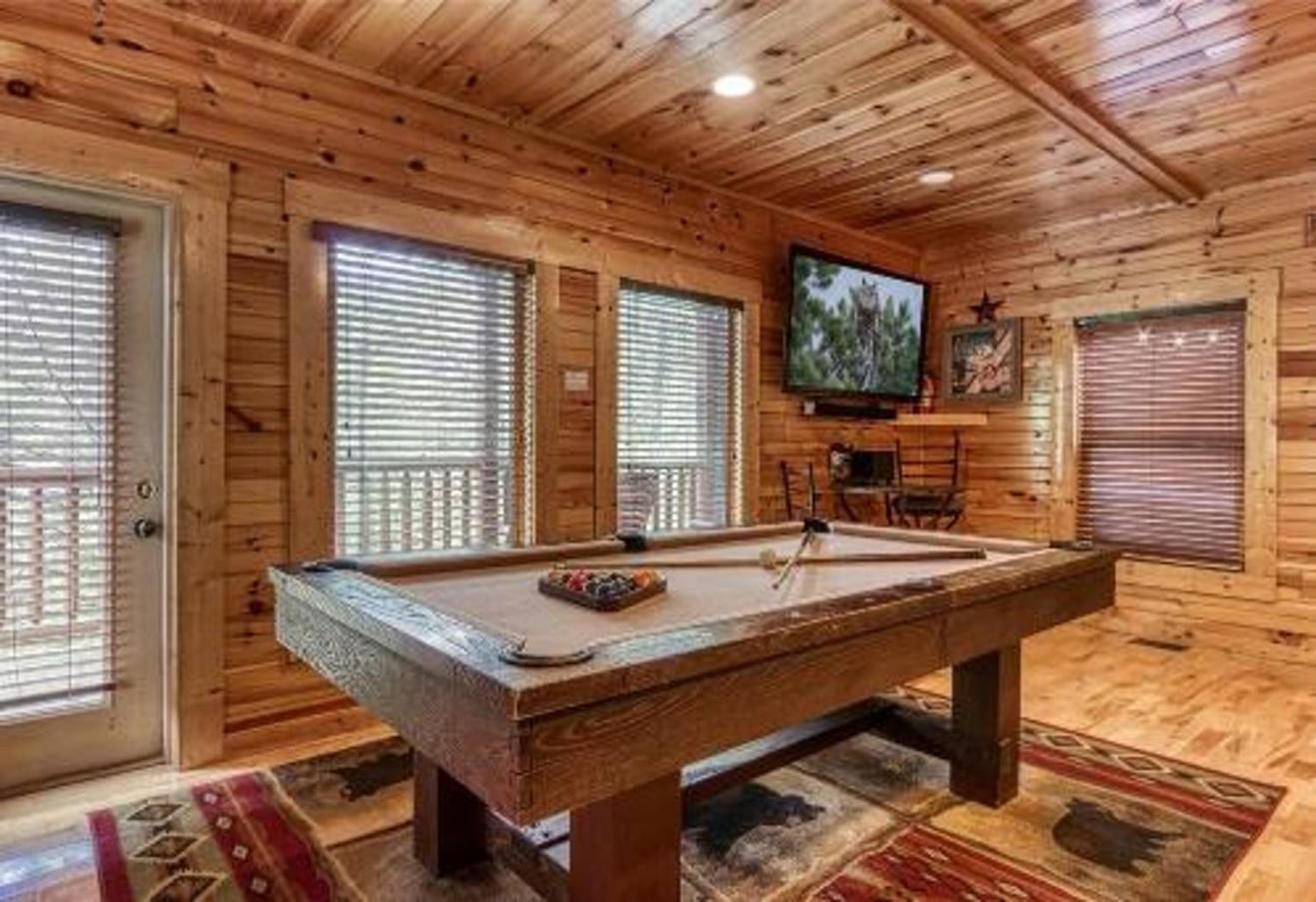 Dreams Come True With This Luxury Cabin! Гетлинбург Екстериор снимка